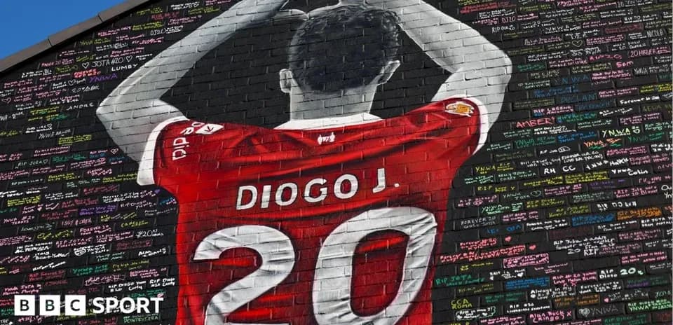 Mural of Diogo Jota celebrating with fans' messages