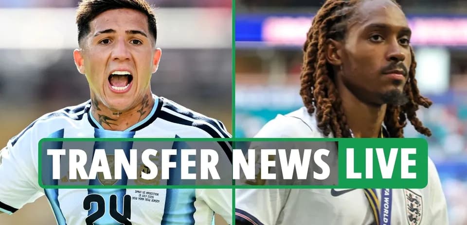 Argentina and England players during transfer news segment