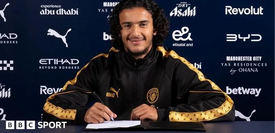 Futbolchi shartnoma imzolayotgani haqida
