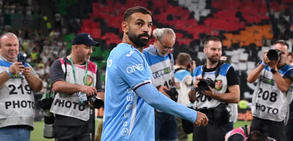 Futbolchi media olamida suratga olinmoqda