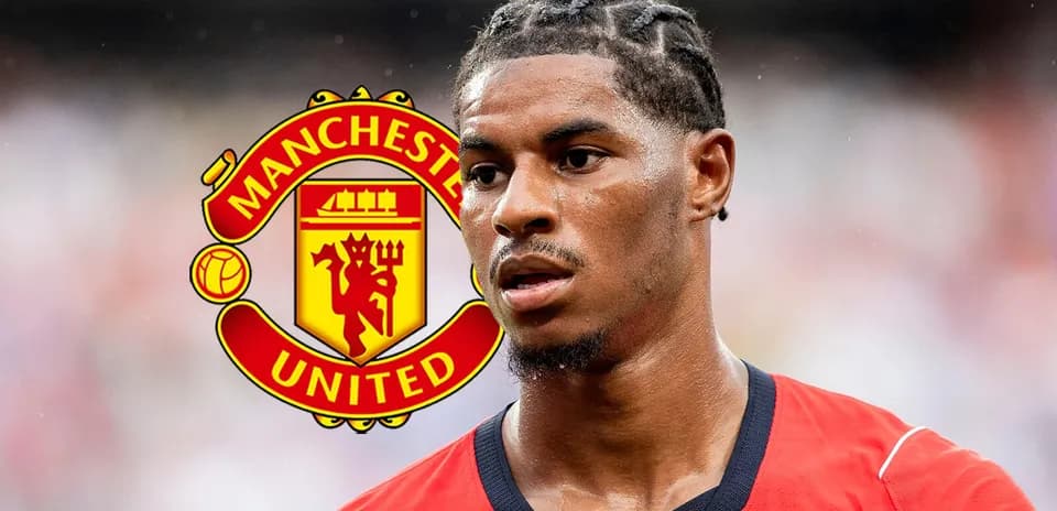 Futbolchi Manchester United formasida ko'rinmoqda