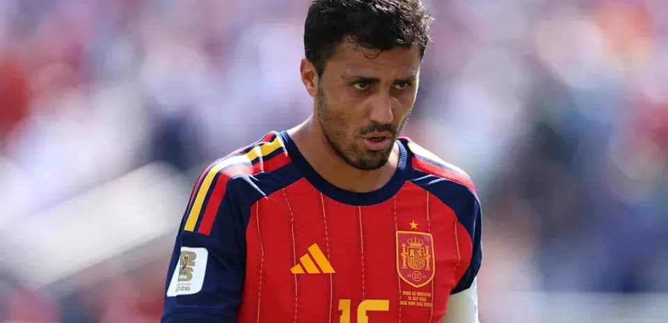 Futbolchi Ispaniya terma jamoasi formasida