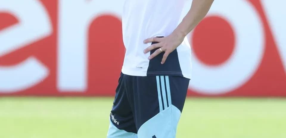 Futbolchi Lionel Messi treningda, Argentina formasi bilan