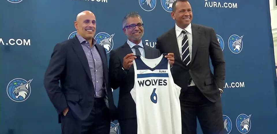 Press conference with team jersey unveiling