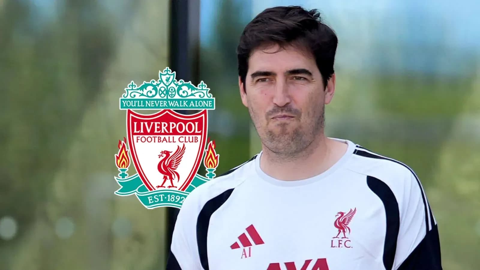 Trener Liverpool futbol klubi bilan maydonda