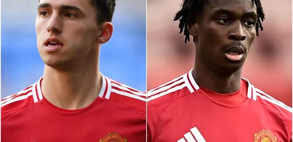 Ikkita Manchester United futbolchisi maydonda turibdi