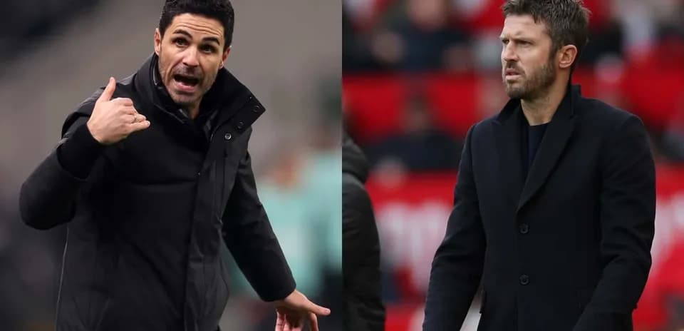 Two football managers on the sidelines during match