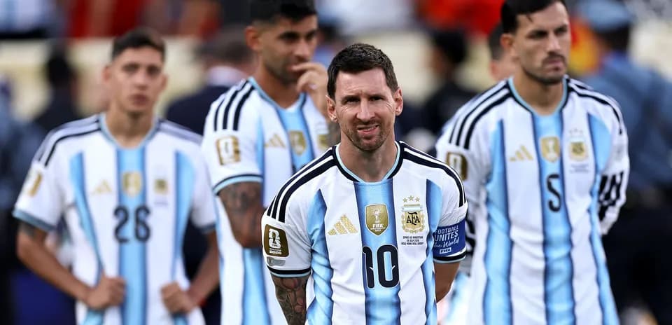 Argentina players in jerseys during match preparation