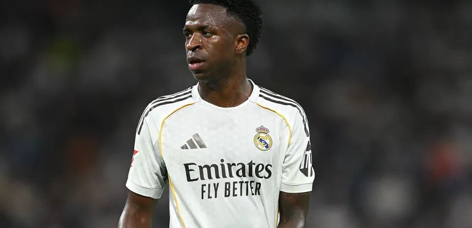 Futbolchi o'yinda Real Madrid formasida