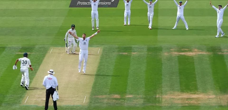 Bowler appeals as batsman prepares to run