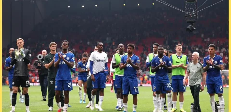 Chelsea players applauding fans after the match
