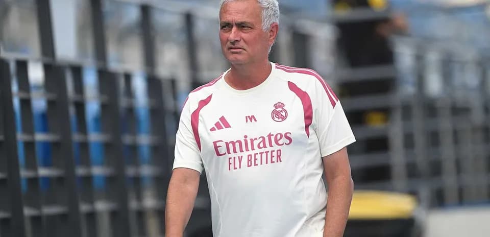 Trener Real Madridda mashg'ulotda yuribdi
