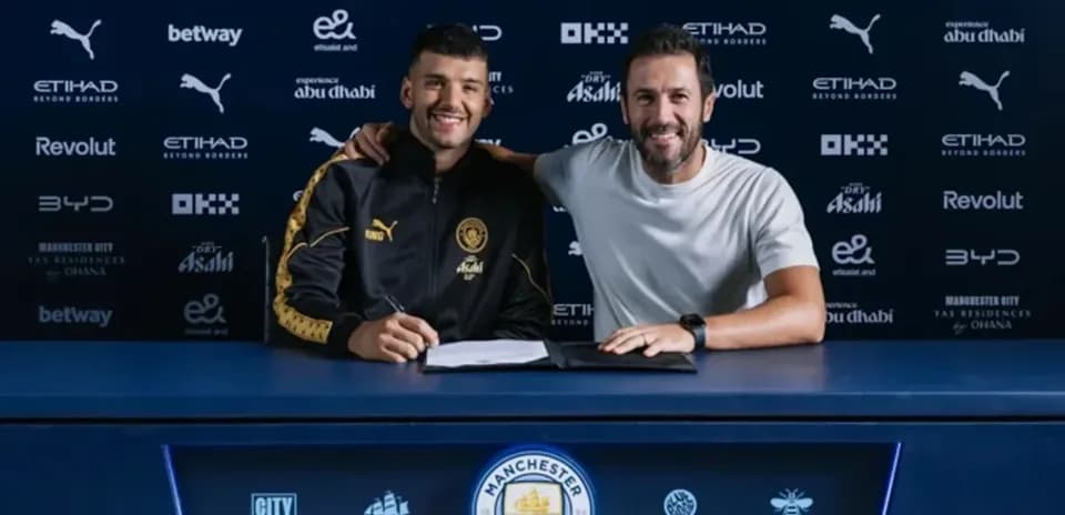 Futbolchi yangi shartnoma imzolayapti, Manchester City