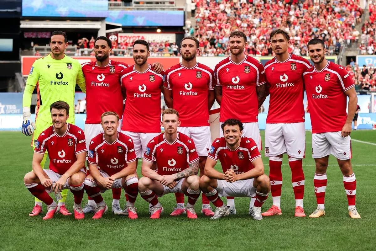 Wrexham AFC starting eleven posing for team photo