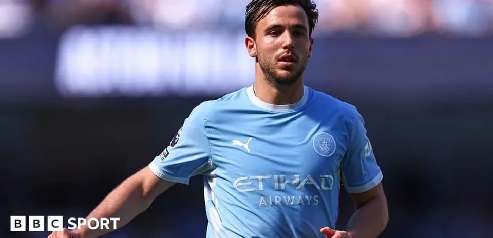 Futbolchi maydonda harakatda, Manchester City formasida