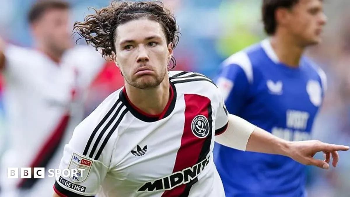 Futbolchi gol urgan paytida jubliga qaramay