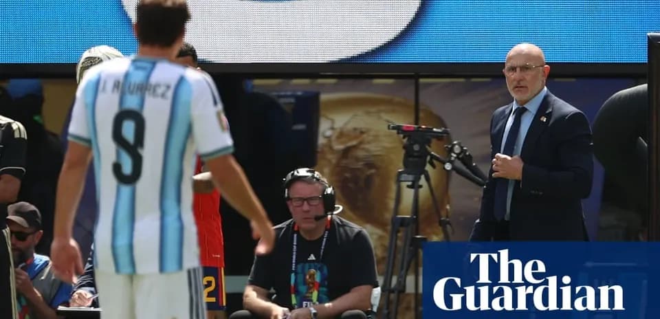 Argentina player I. Alvarez leaving the field during match