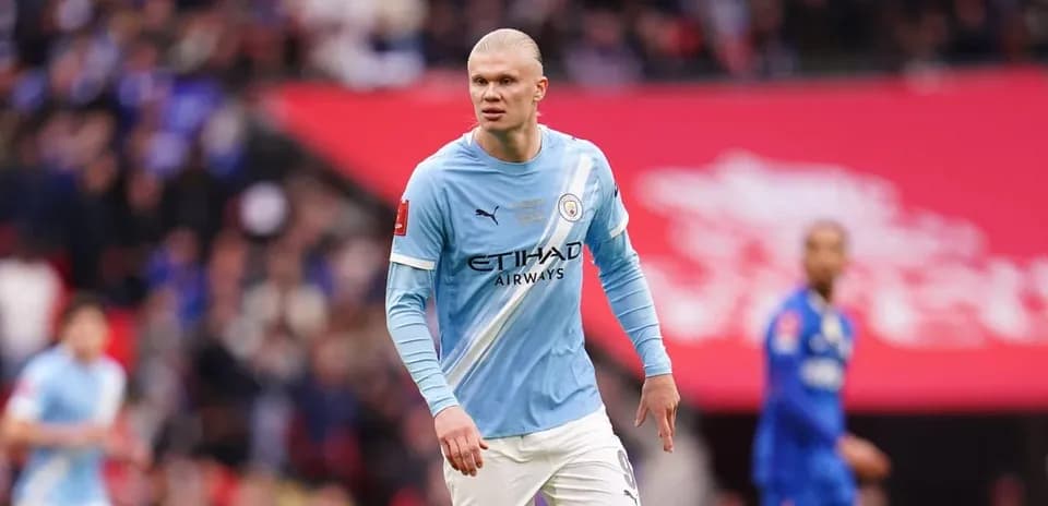 Erling Haaland playing for Manchester City during match