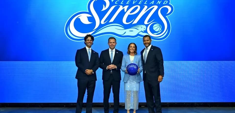 Cleveland Sirens team unveiling event with executives