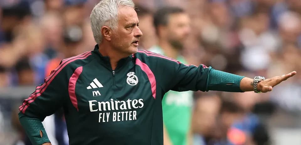 Menejer Real Madrid takimini o'yin davomida boshqaradi