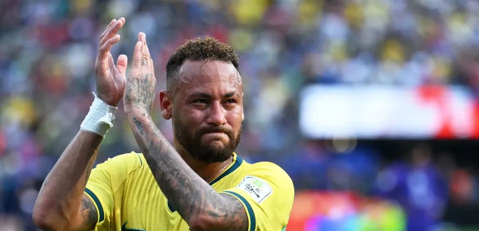 Neymar applauding fans after a match