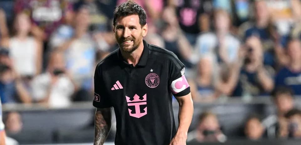 Lionel Messi in Inter Miami jersey during match