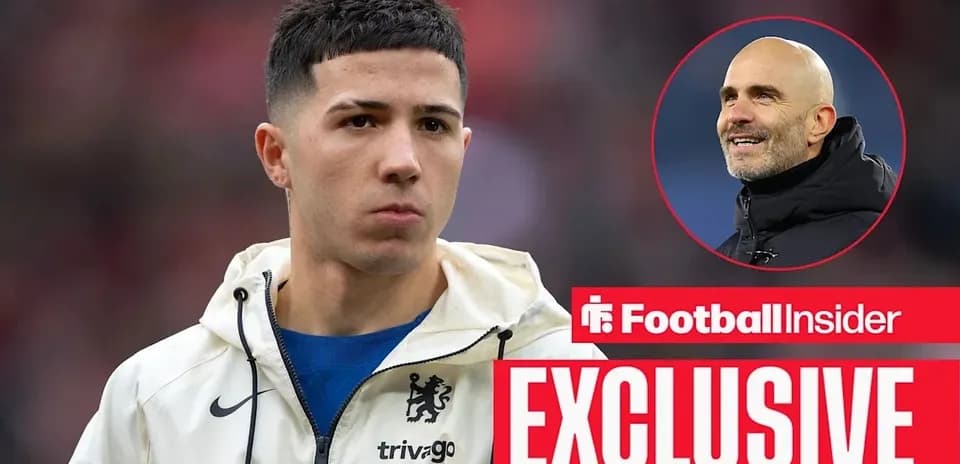 Futbolchi o'yin oldidan tashqi ko'rinishi