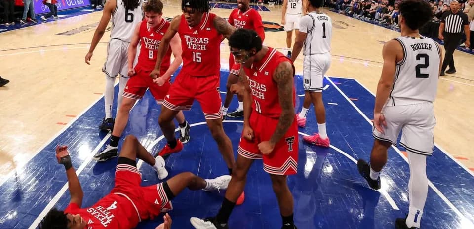 Texas Tech players celebrating on the court