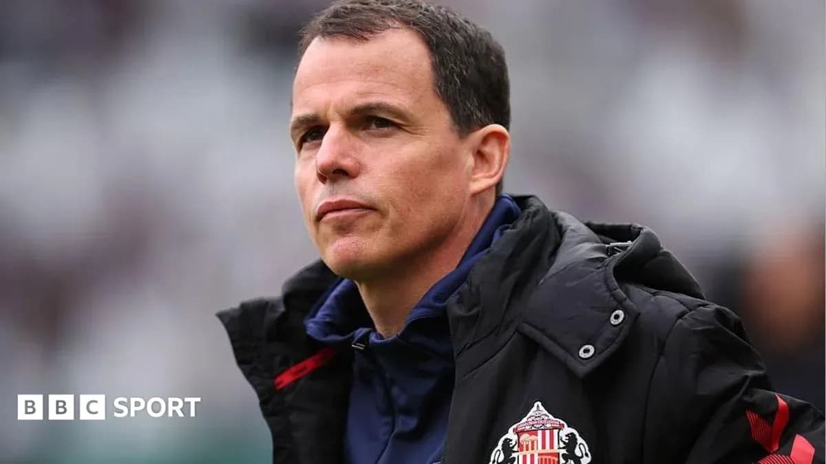 Sunderland manager during match preparation on sidelines