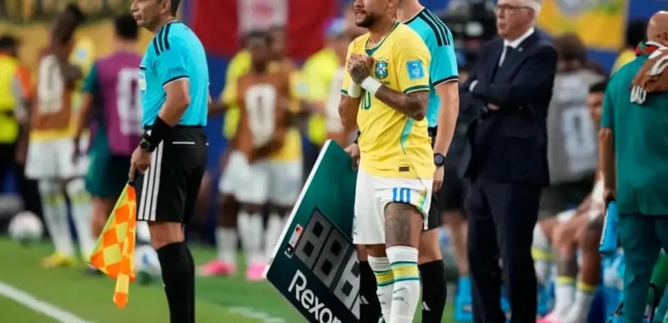 Neymar waiting to enter match with substitution board