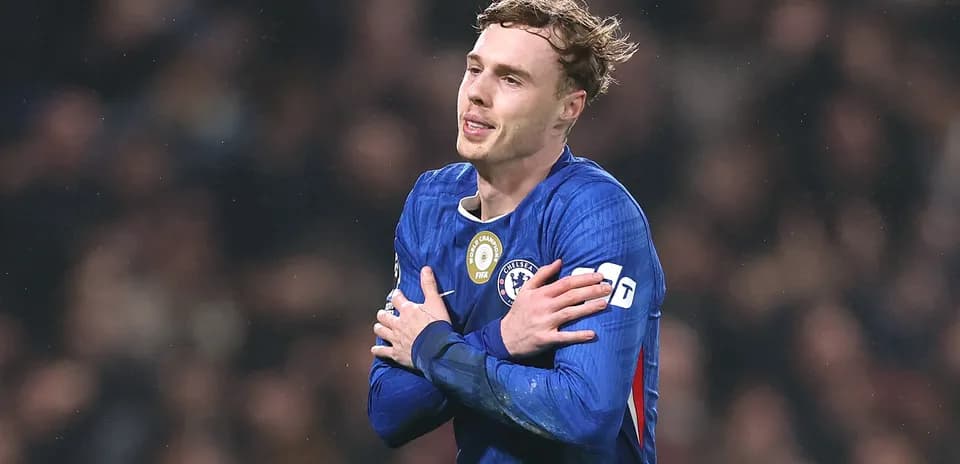 Futbolchi Chelsea formasida gol urayotgan paytda