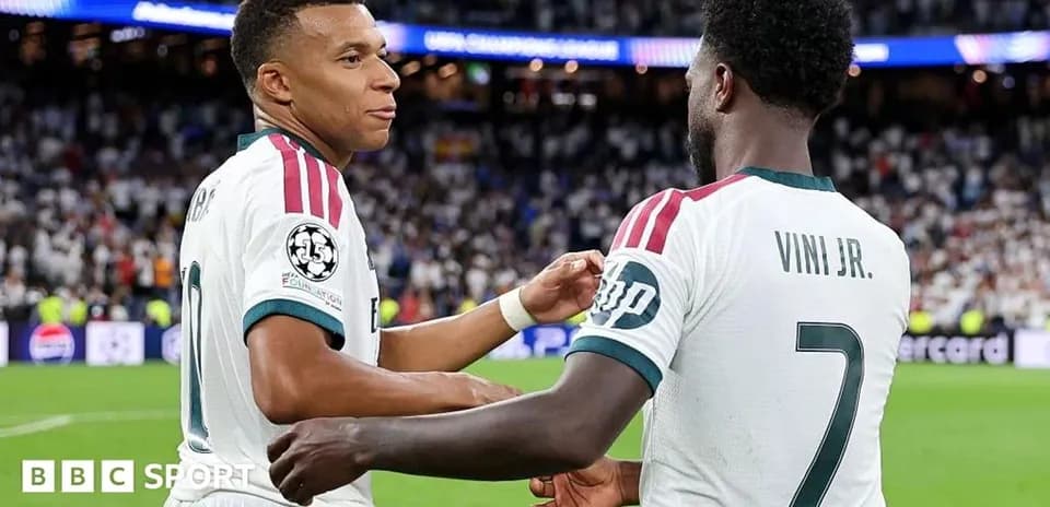 Mbappé and Vini Jr. celebrating during match