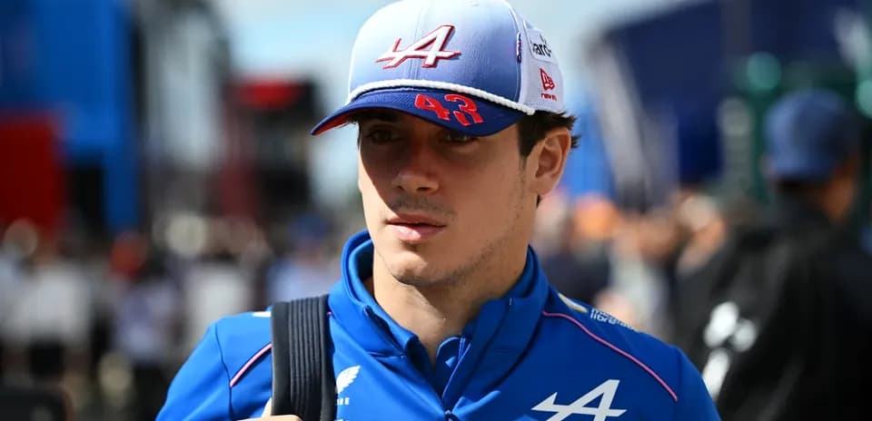 Yoshida Formula 1 pit area attire