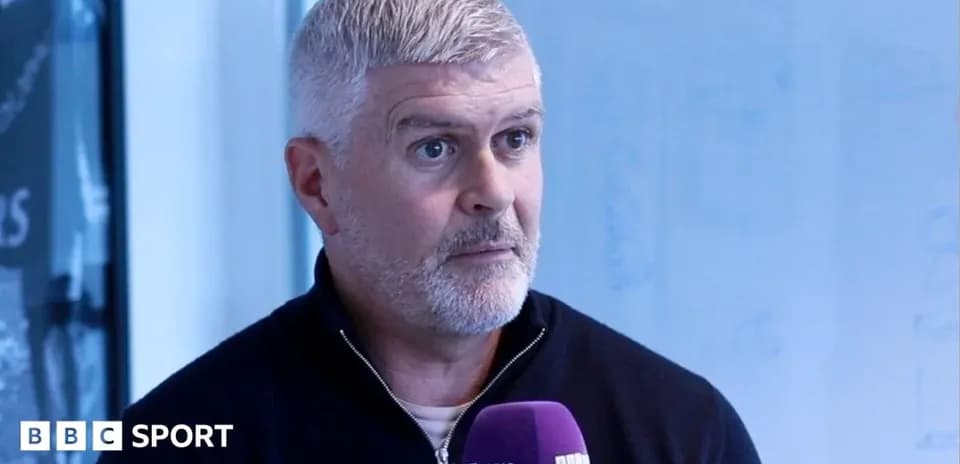 Muzokor ovozi bilan intervyu berayotgan shaxs