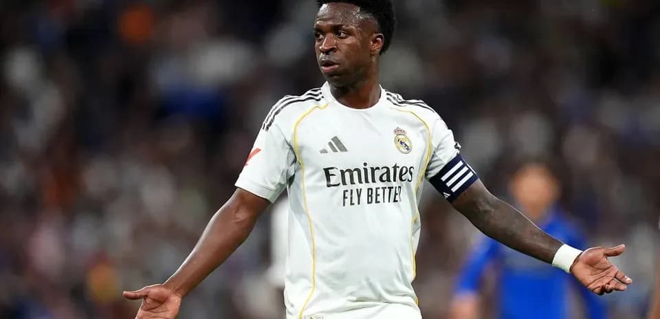 Futbolchi maydonda harakatda, Real Madrid formasi