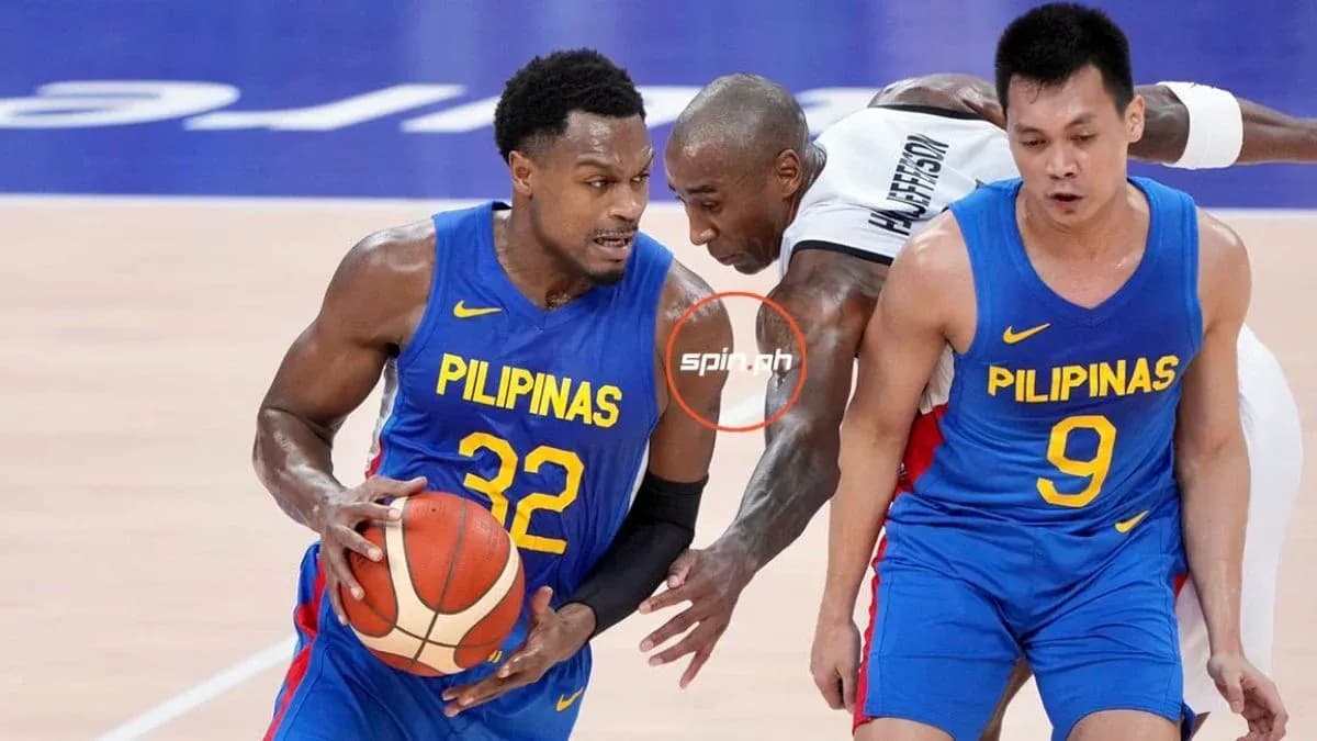 Two players from Pilipinas in basketball match Two players from Pilipinas in basketball match
