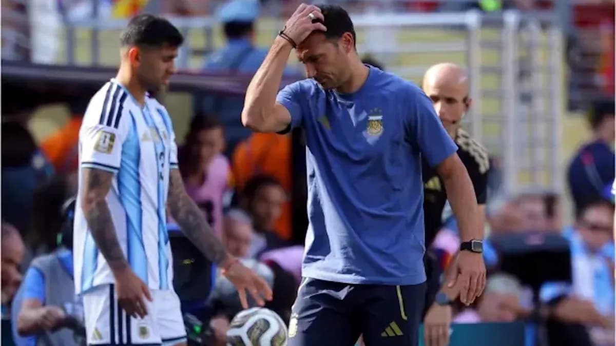 Argentina coach and player on the sidelines during match Argentina coach and player on the sidelines during match