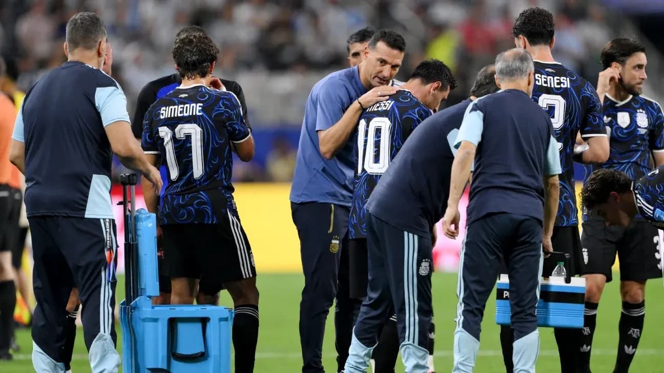 Argentina team gathered for strategy discussion during match Argentina team gathered for strategy discussion during match