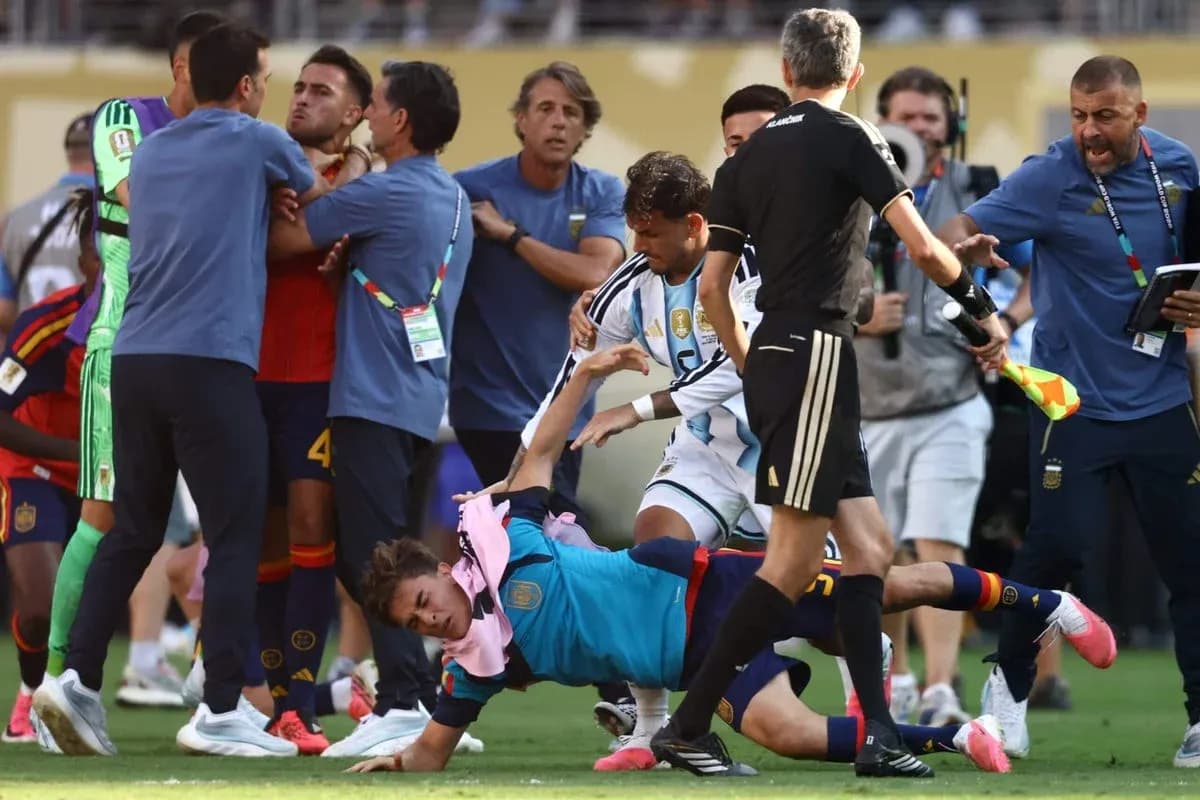 Players and coaches involved in a sideline altercation Players and coaches involved in a sideline altercation