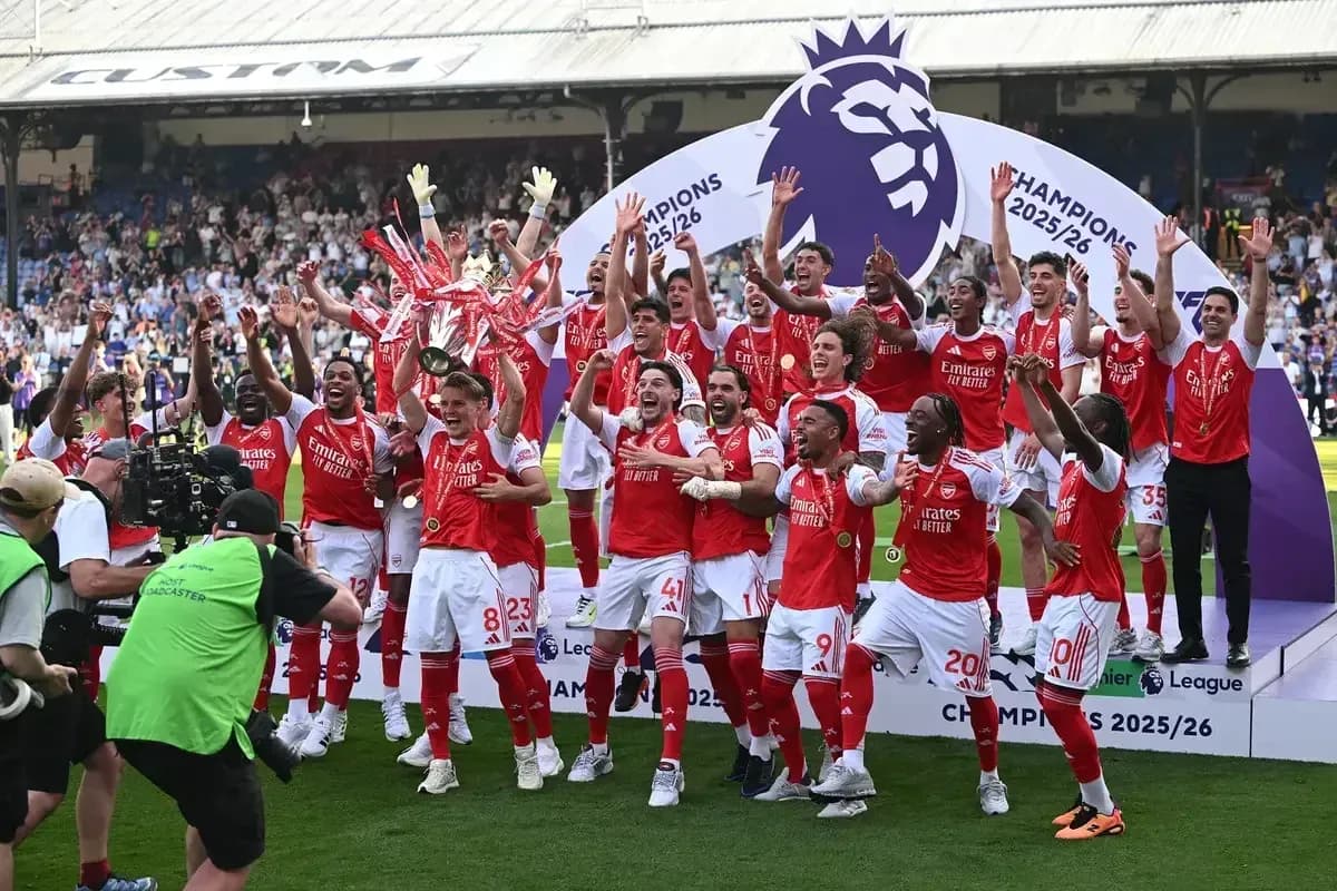 Arsenal players celebrating Premier League championship victory Arsenal players celebrating Premier League championship victory