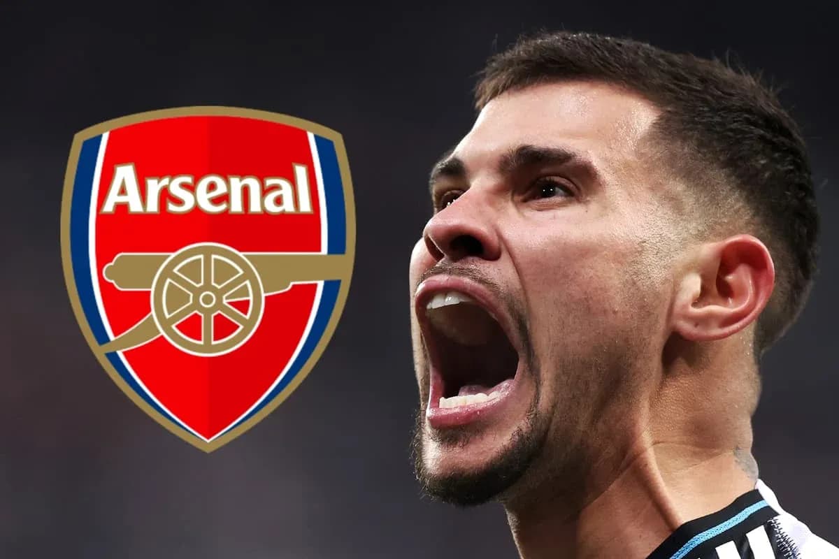 Futbolchi Arsenal logosi bilan shovqin qilmoqda Futbolchi Arsenal logosi bilan shovqin qilmoqda