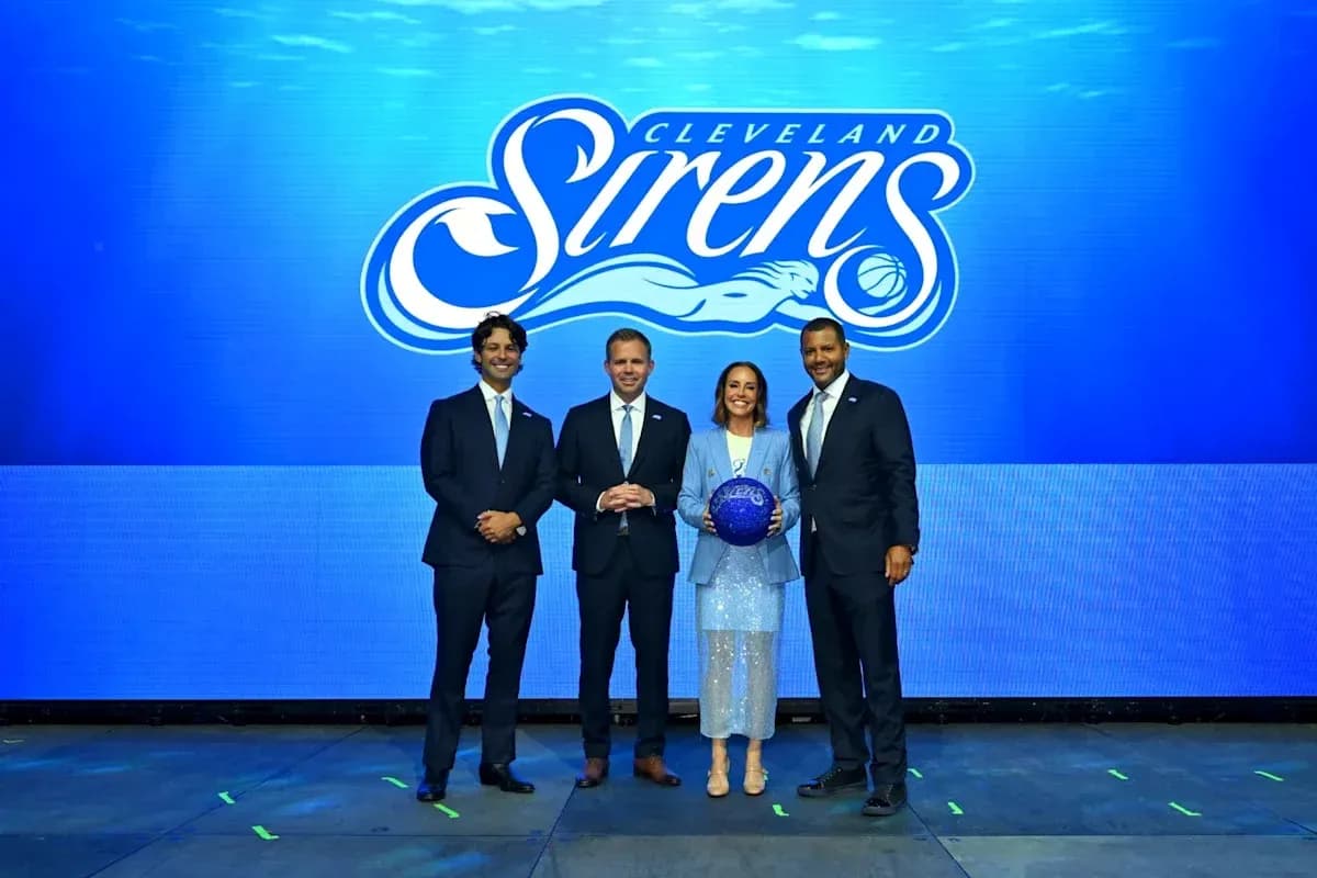 Cleveland Sirens team unveiling event with executives Cleveland Sirens team unveiling event with executives