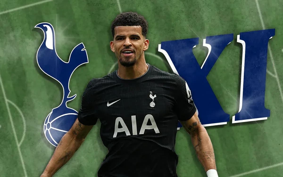 Futbolchi Tottenham formasida, maydonda turibdi Futbolchi Tottenham formasida, maydonda turibdi