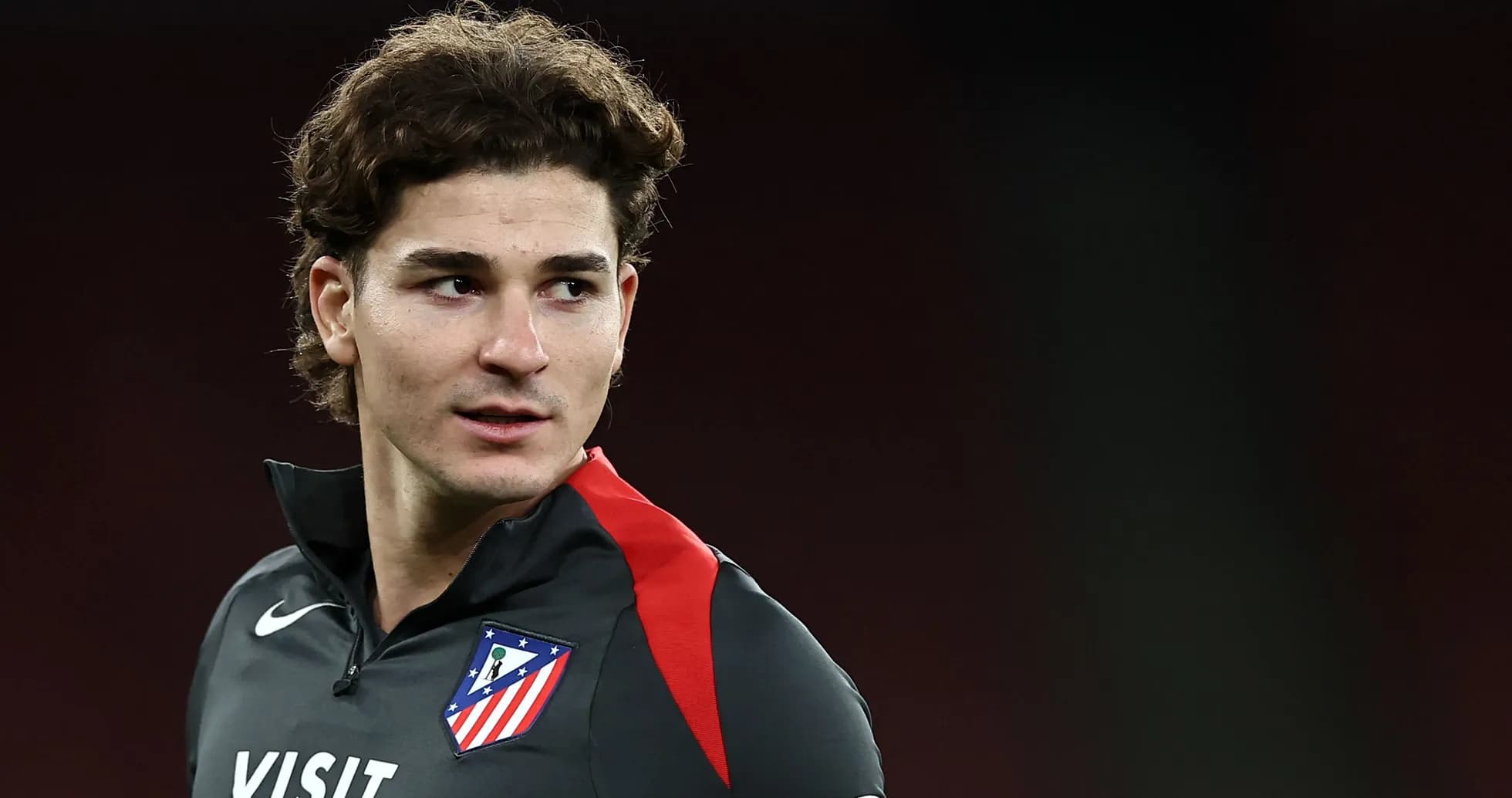 Futbolchi Atletico Madrid trening paytida Futbolchi Atletico Madrid trening paytida