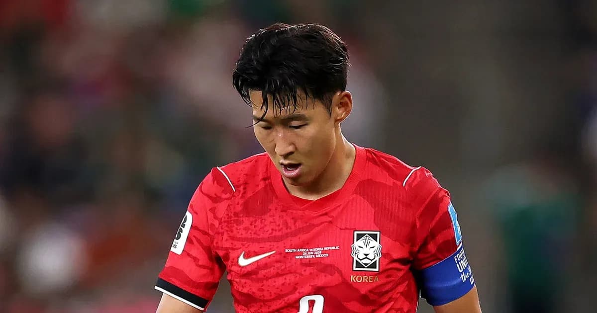 Korean player wearing red jersey during match Korean player wearing red jersey during match